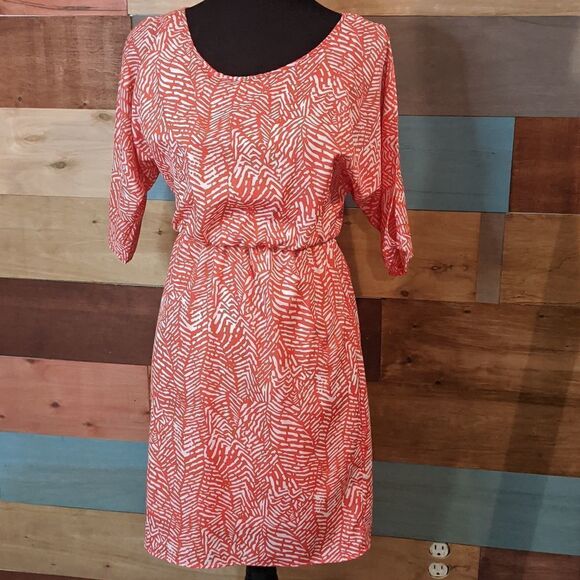 💜 5/$25 xs pink and white baby doll open sleeve dress - Picture 1 of 4